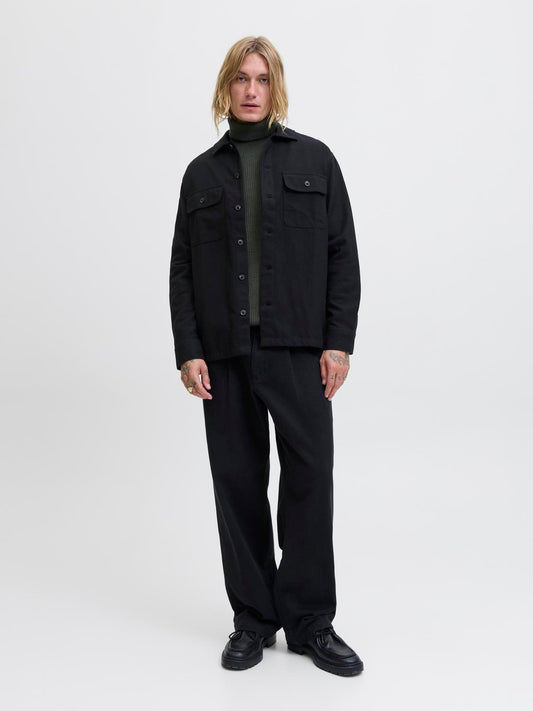 model_shot-front_full