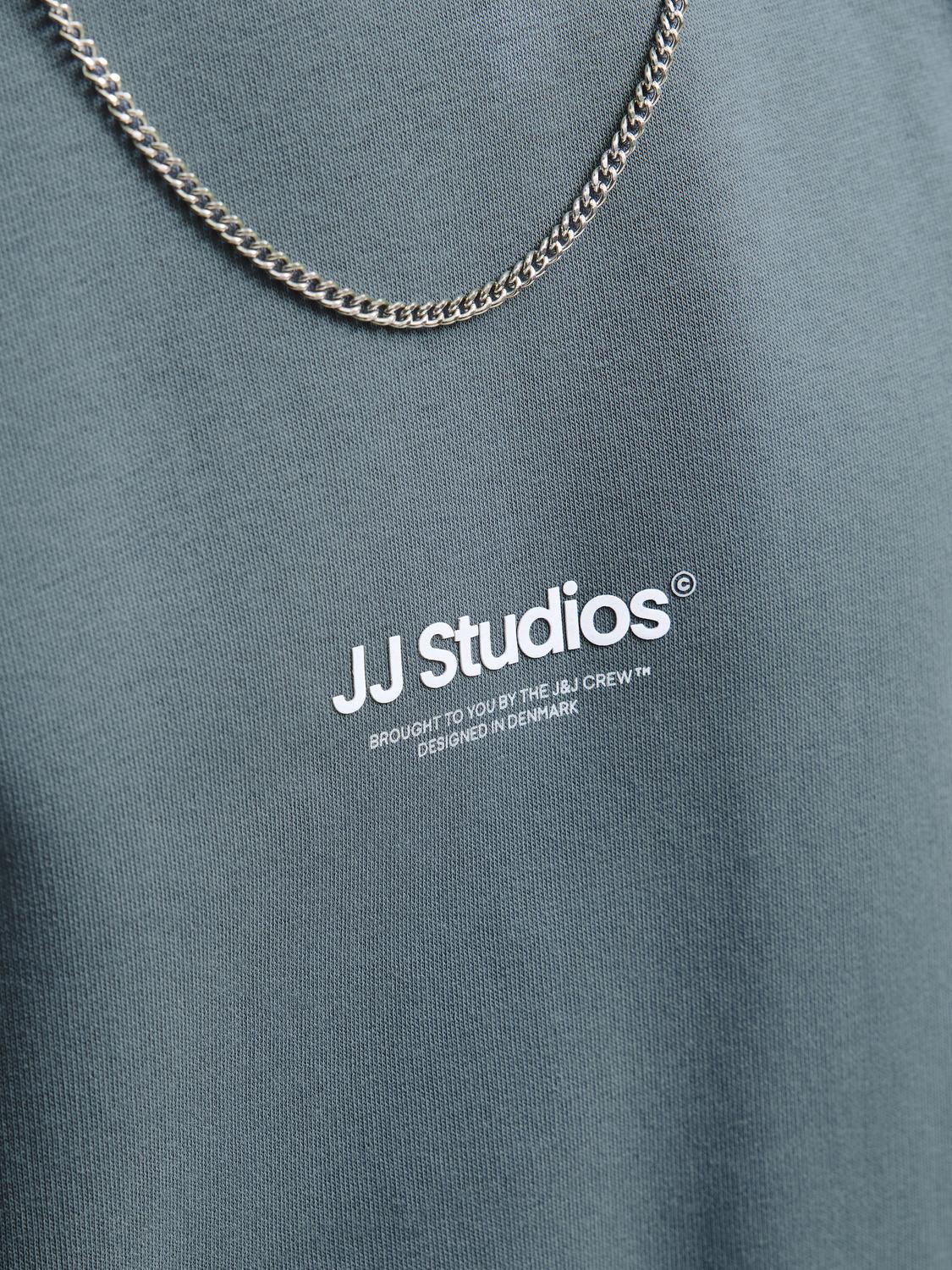 model_shot-detail