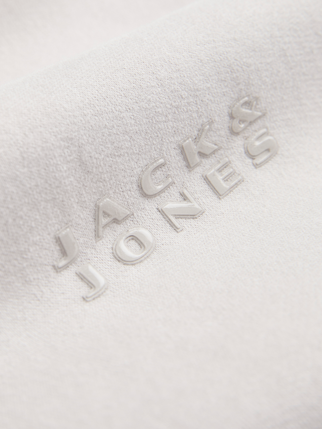 model_shot-detail