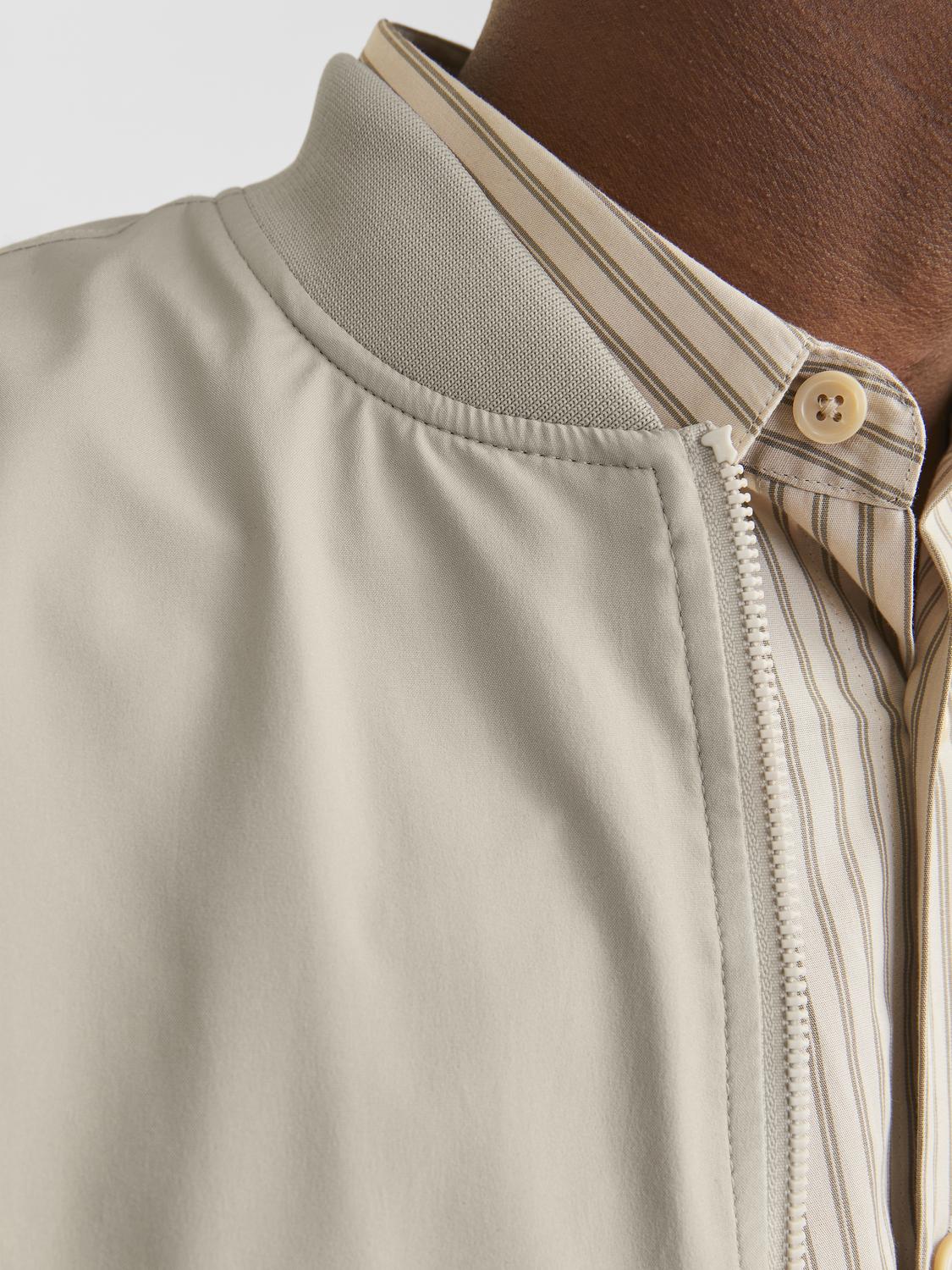 model_shot-detail