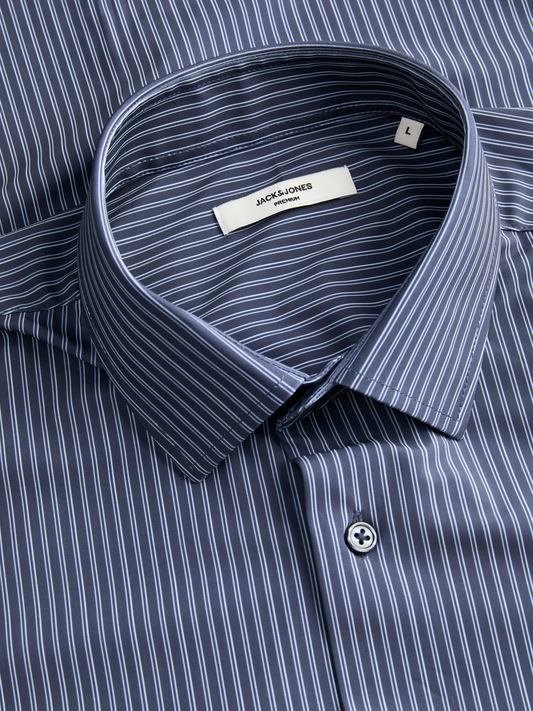 model_shot-detail