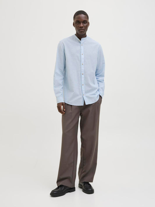 model_shot-front_full