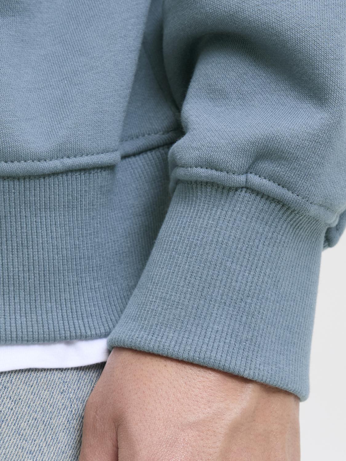 model_shot-detail