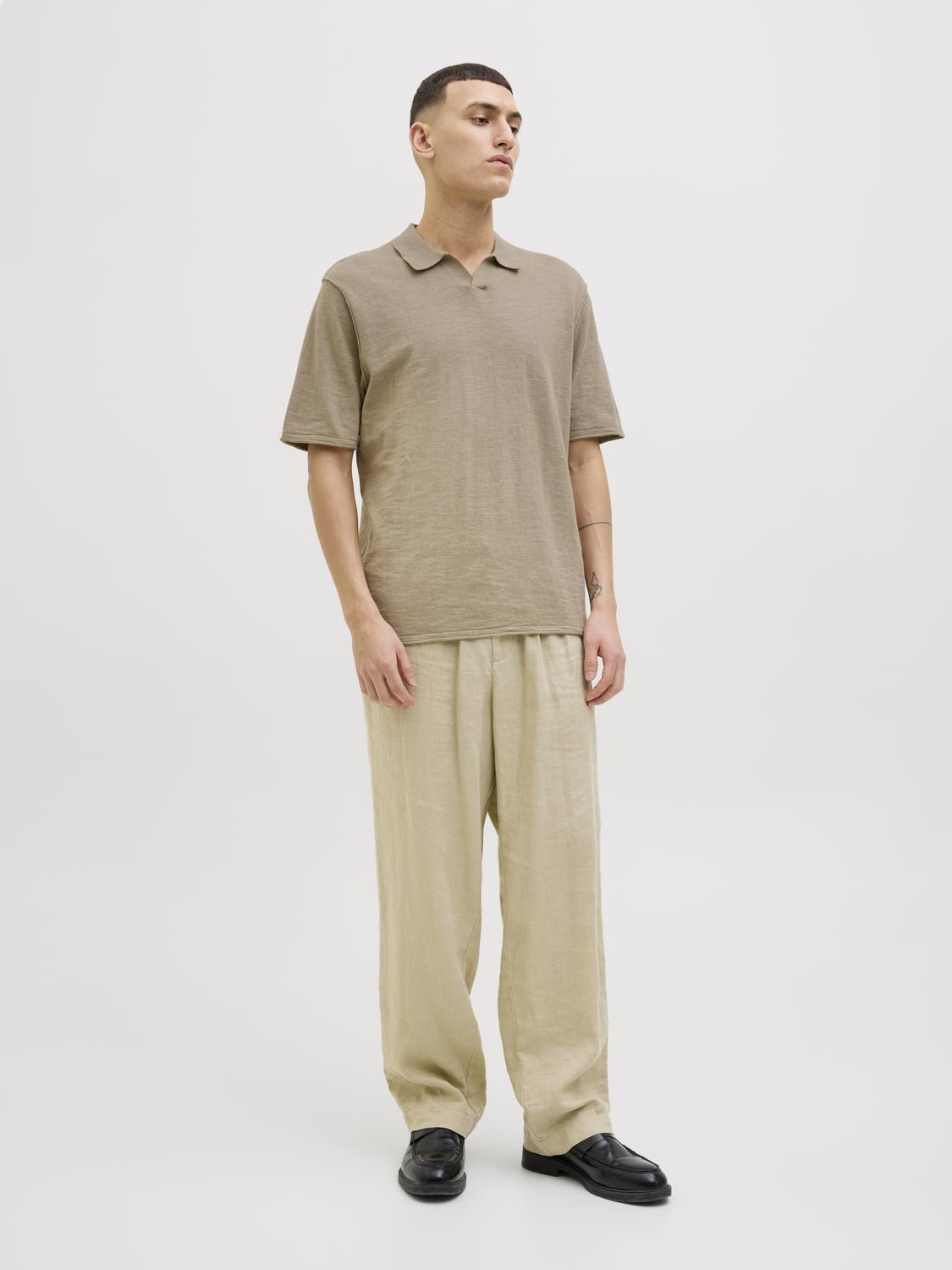 model_shot-front_full