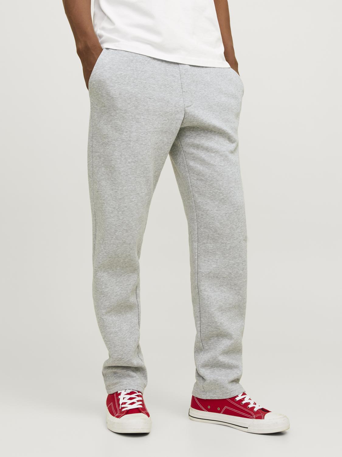 model_shot-front