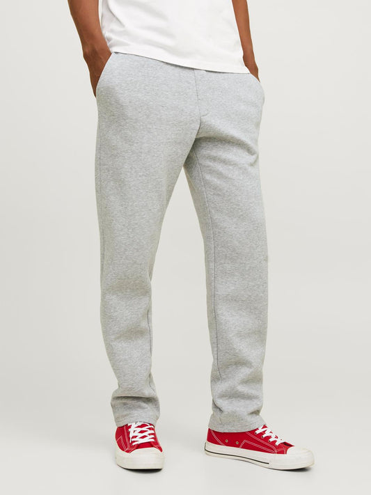 model_shot-front
