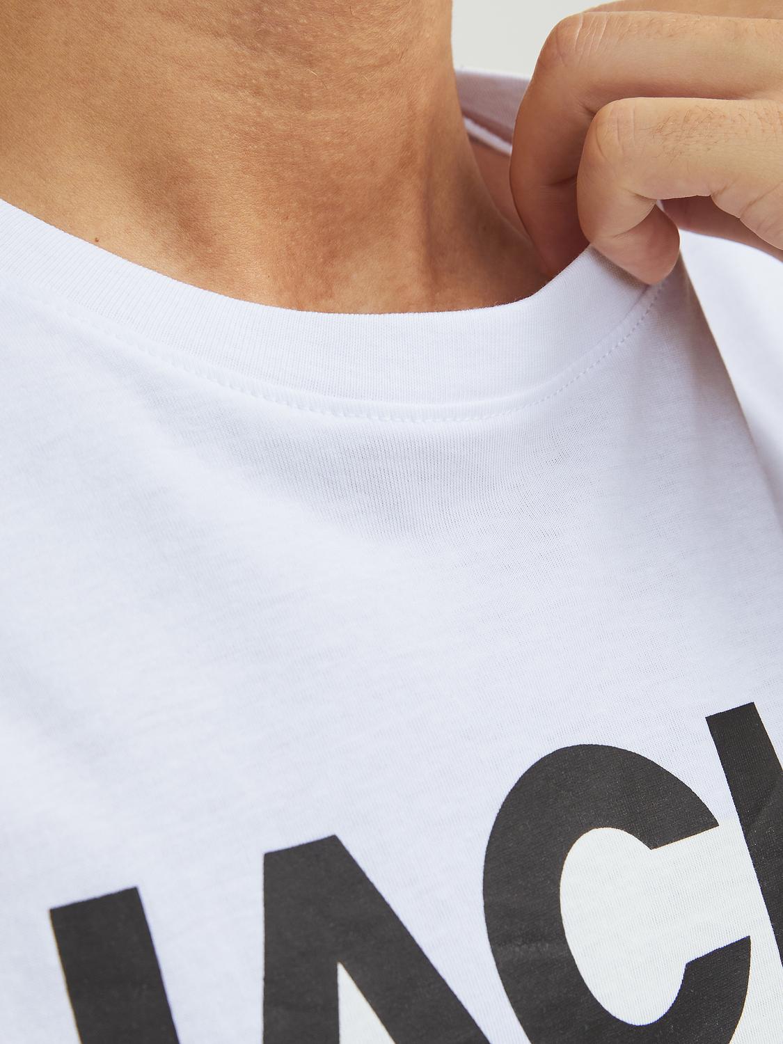 model_shot-detail