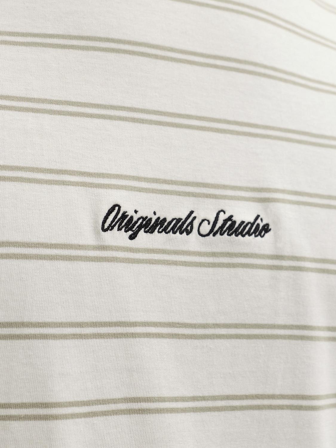 model_shot-detail