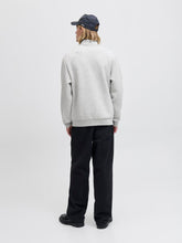 Load image into Gallery viewer, model_shot-back
