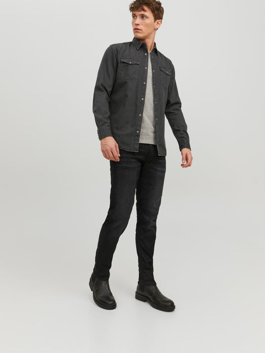 model_shot-front_full