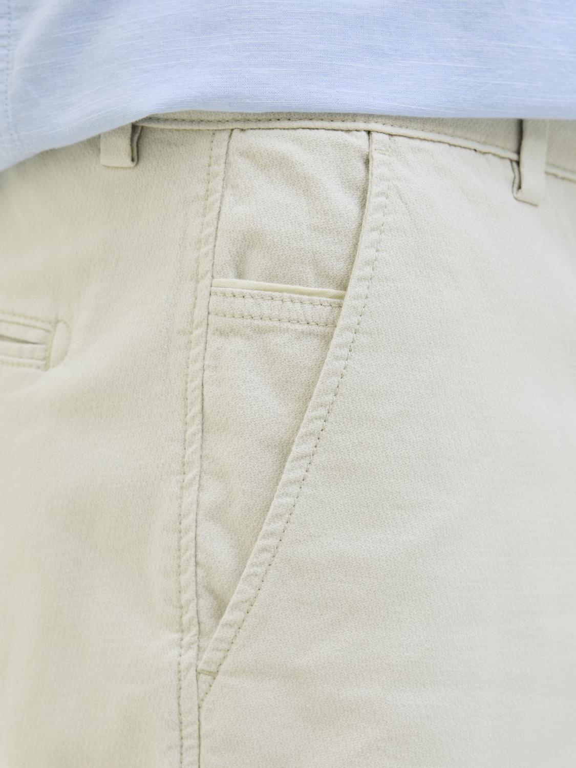 model_shot-detail