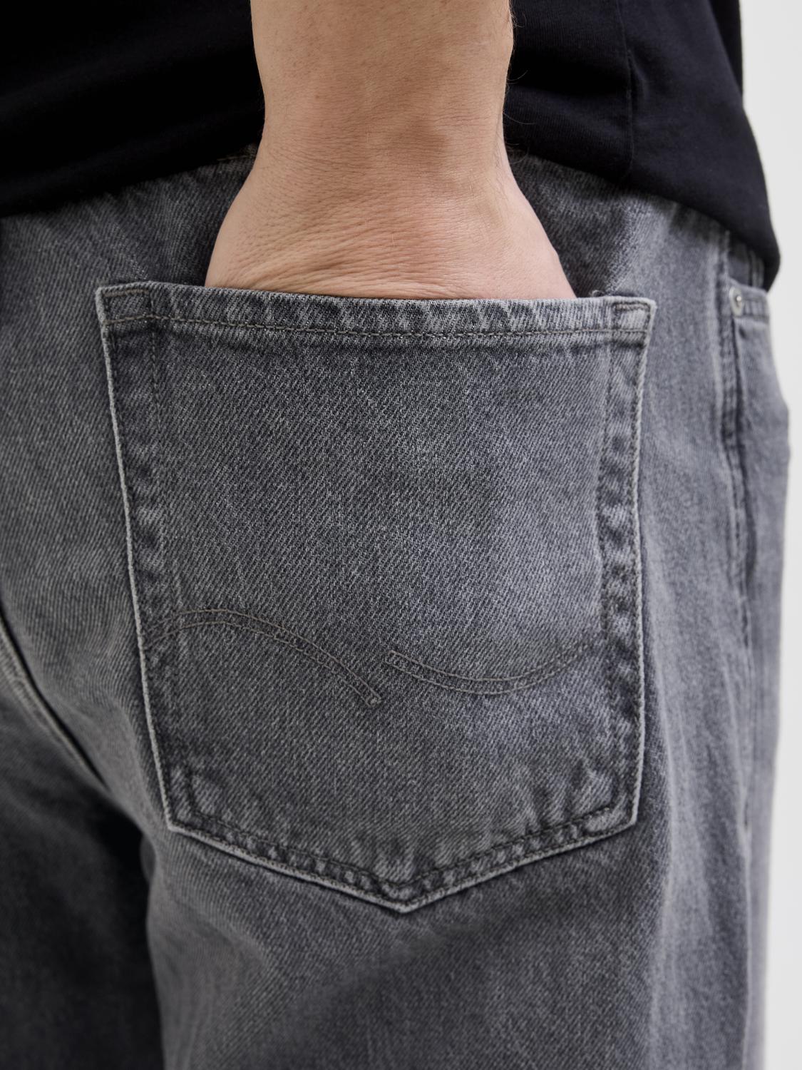 model_shot-detail