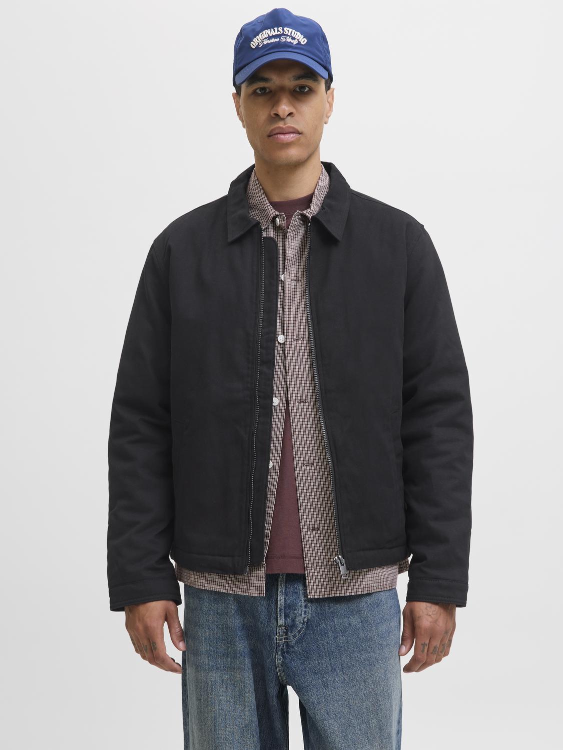 model_shot-front