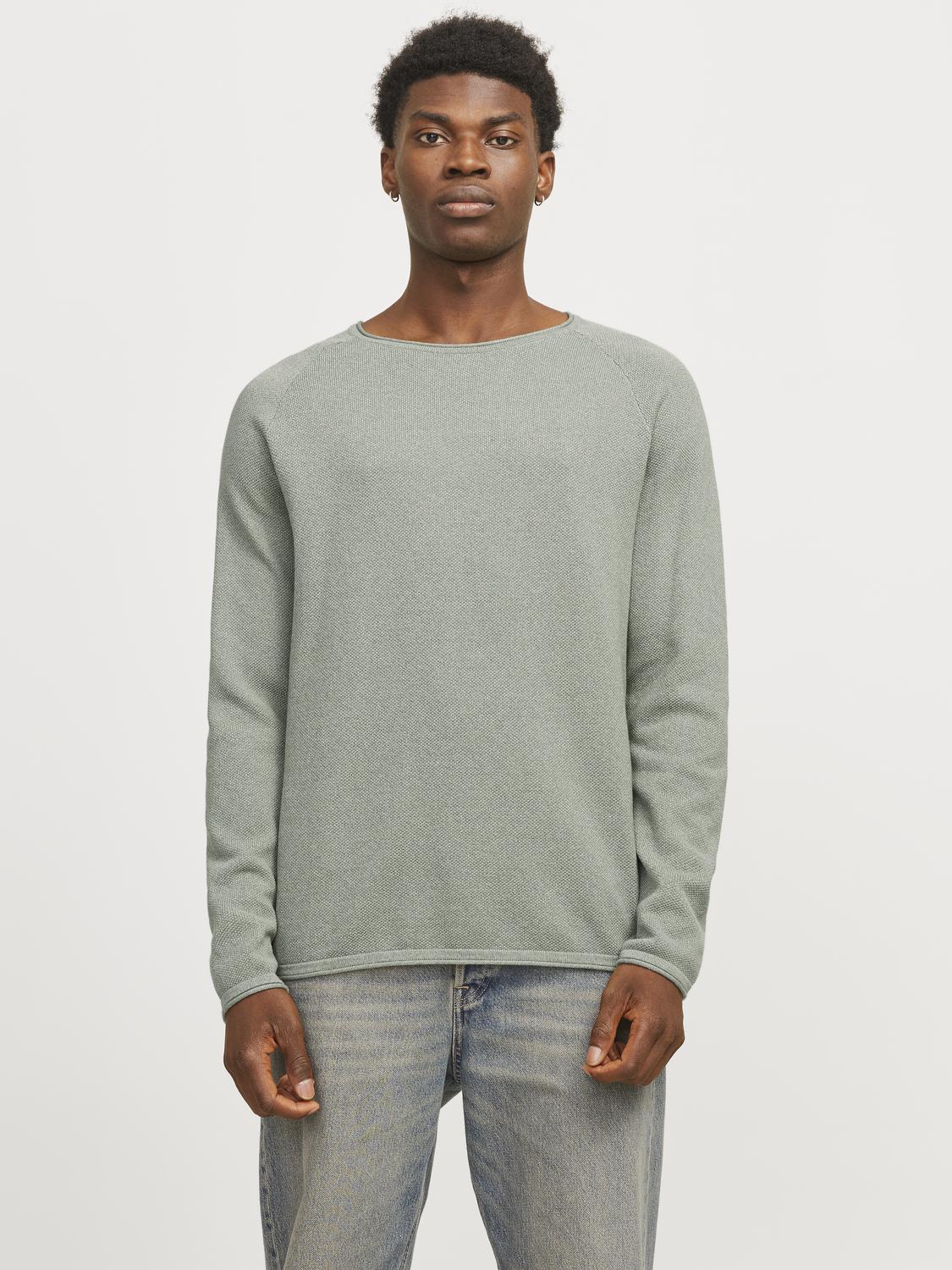 model_shot-front