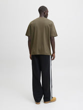 Load image into Gallery viewer, model_shot-back
