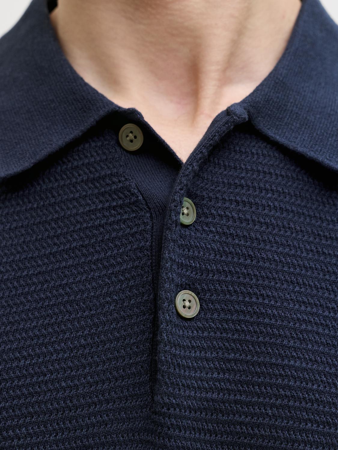 model_shot-detail
