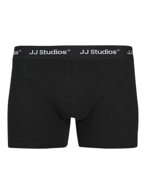 model_shot-front_full