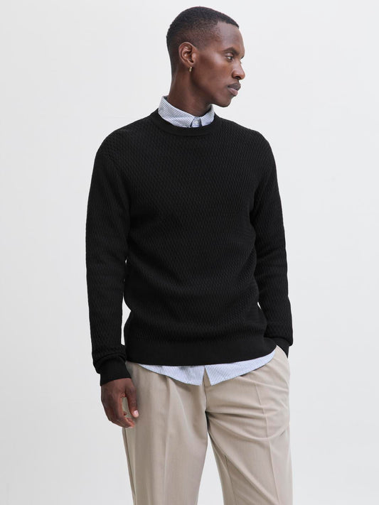 model_shot-front