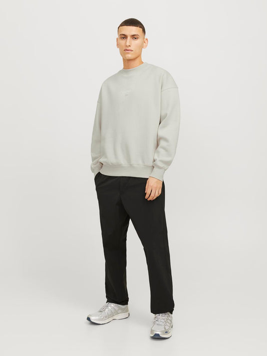 model_shot-front_full