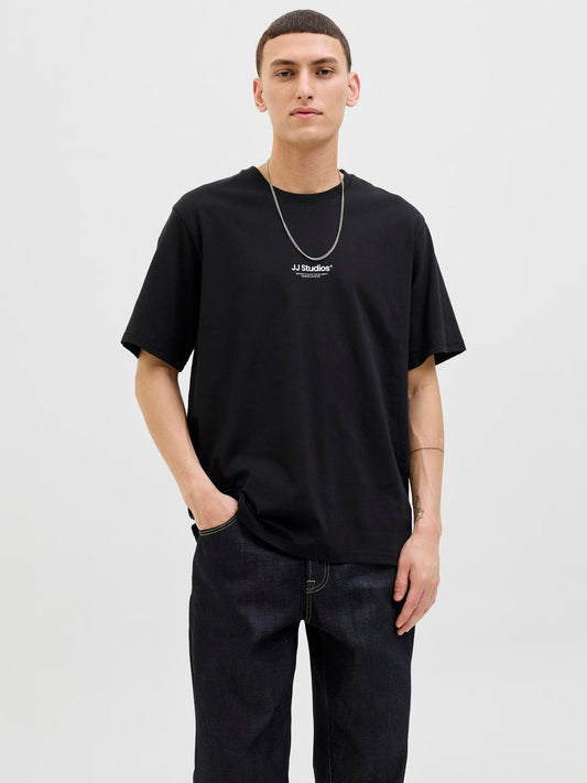 model_shot-front