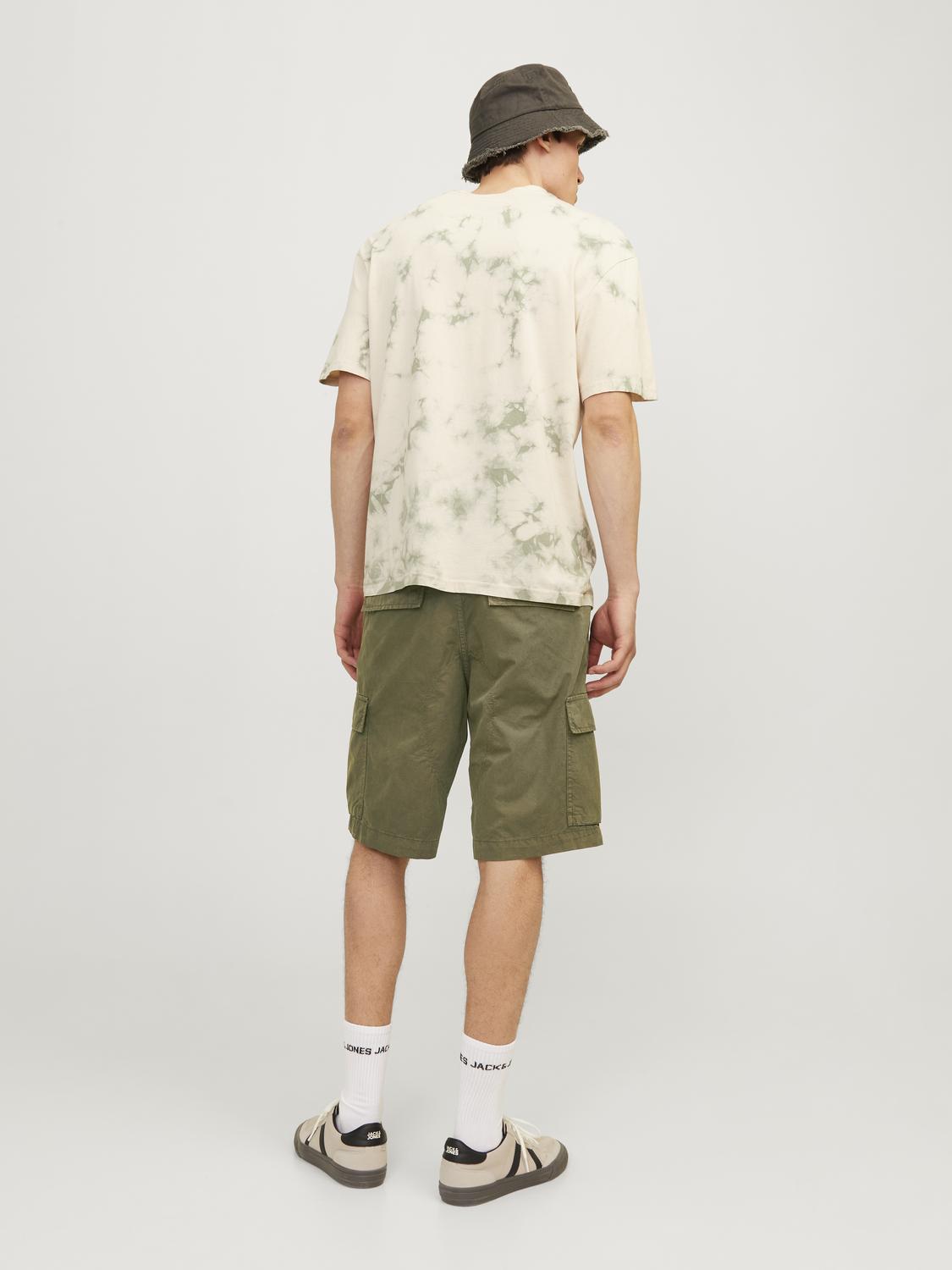 model_shot-back