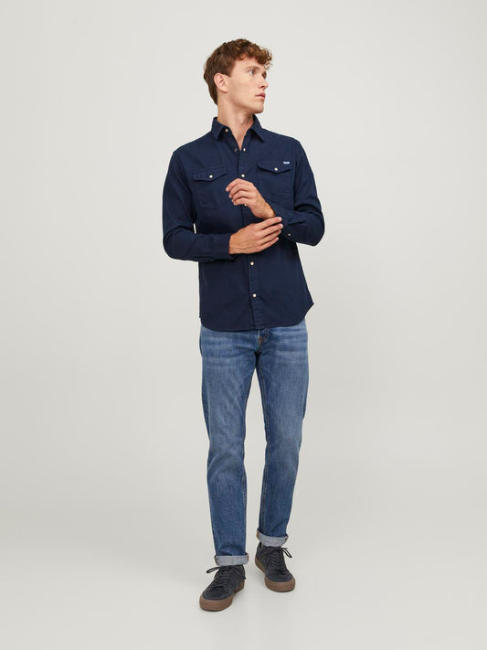 model_shot-front_full