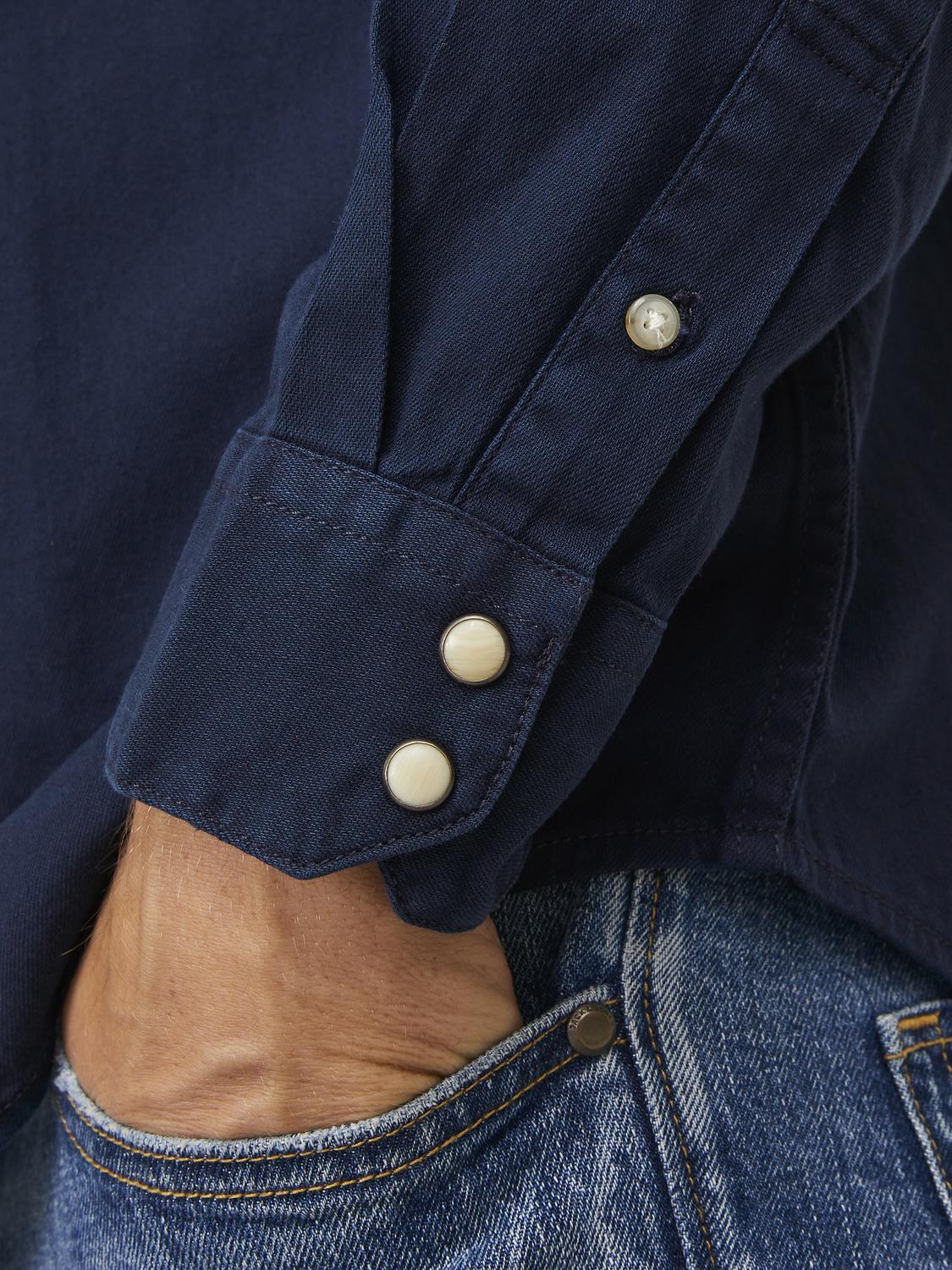 model_shot-detail