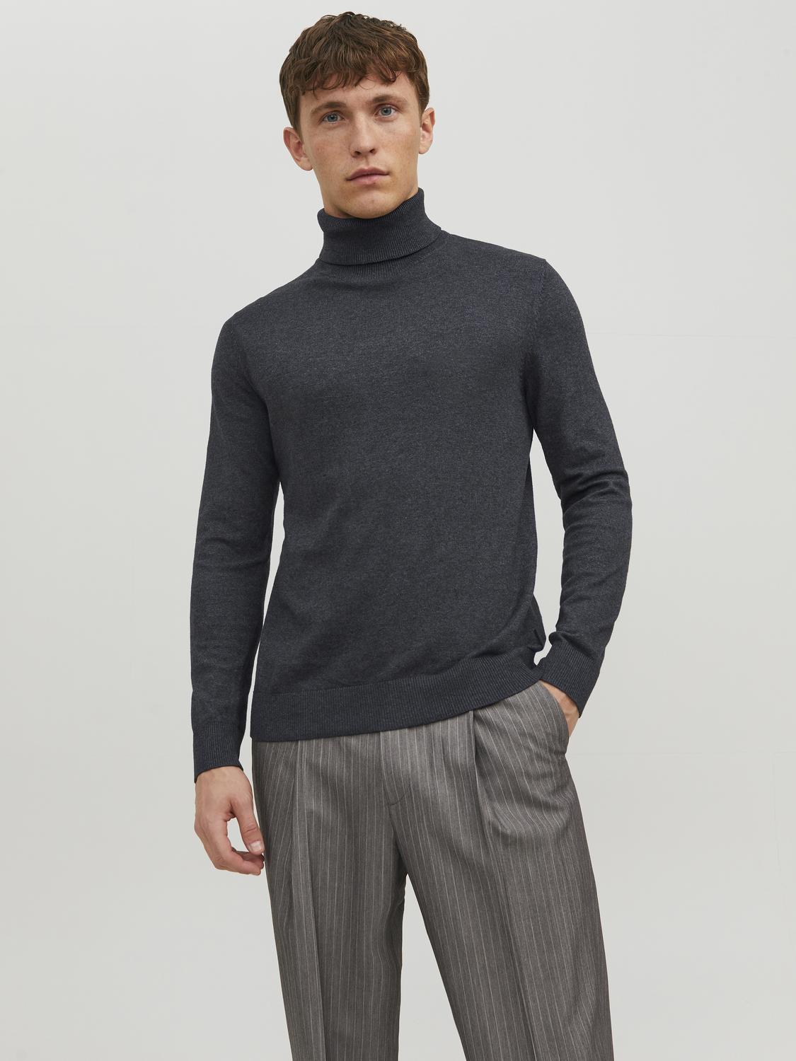 model_shot-front