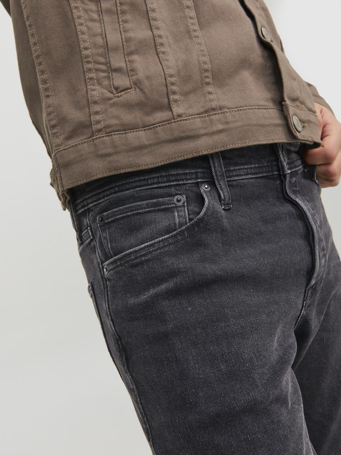 model_shot-detail