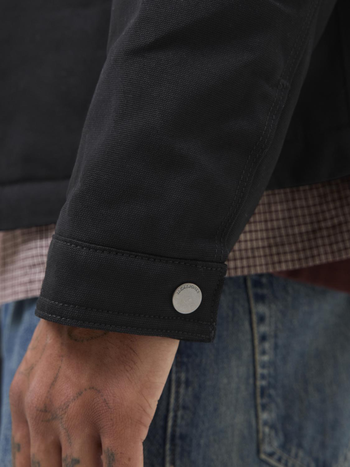 model_shot-detail
