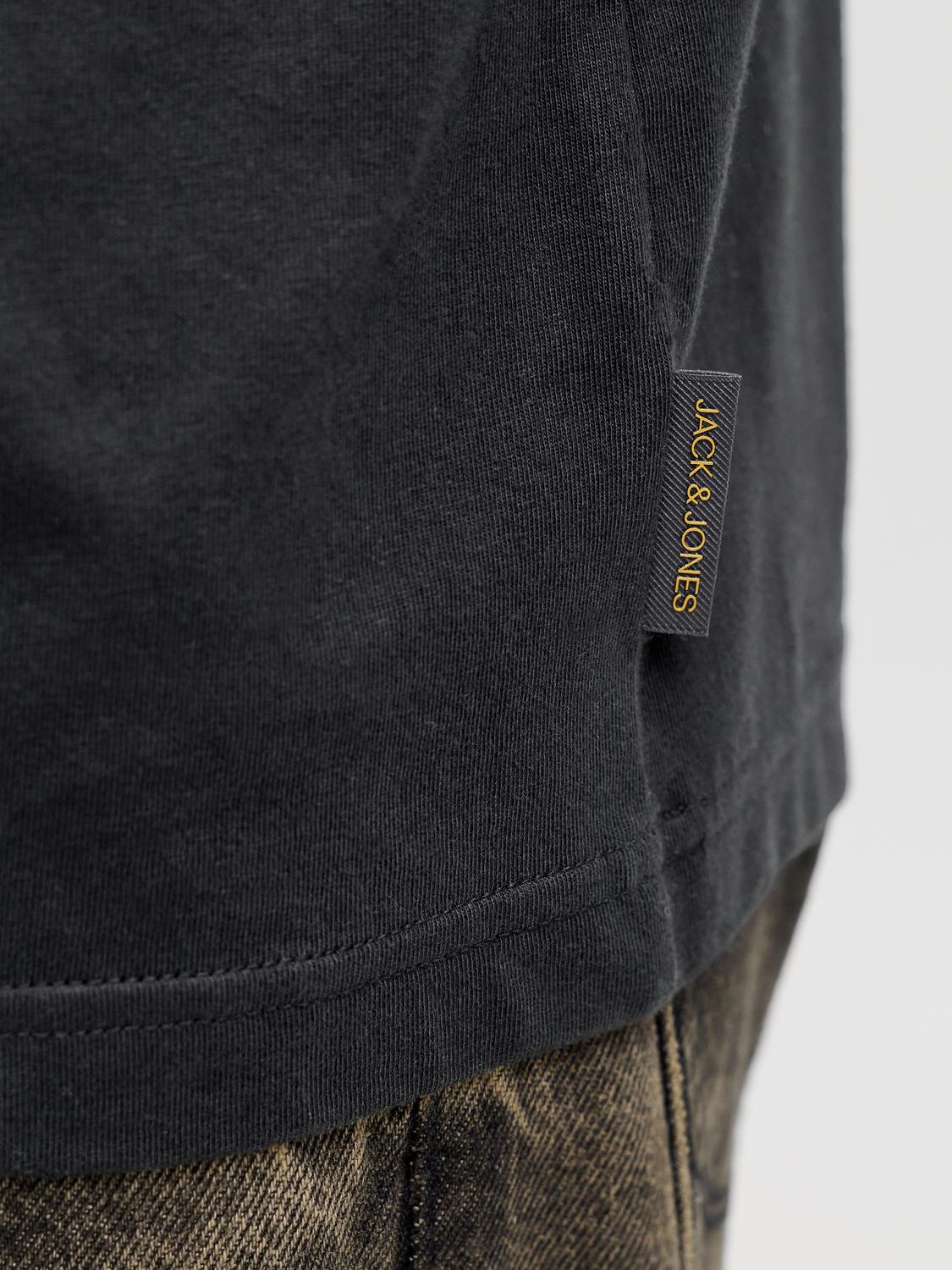 model_shot-detail