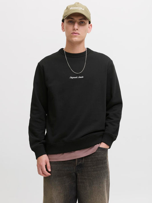 model_shot-front