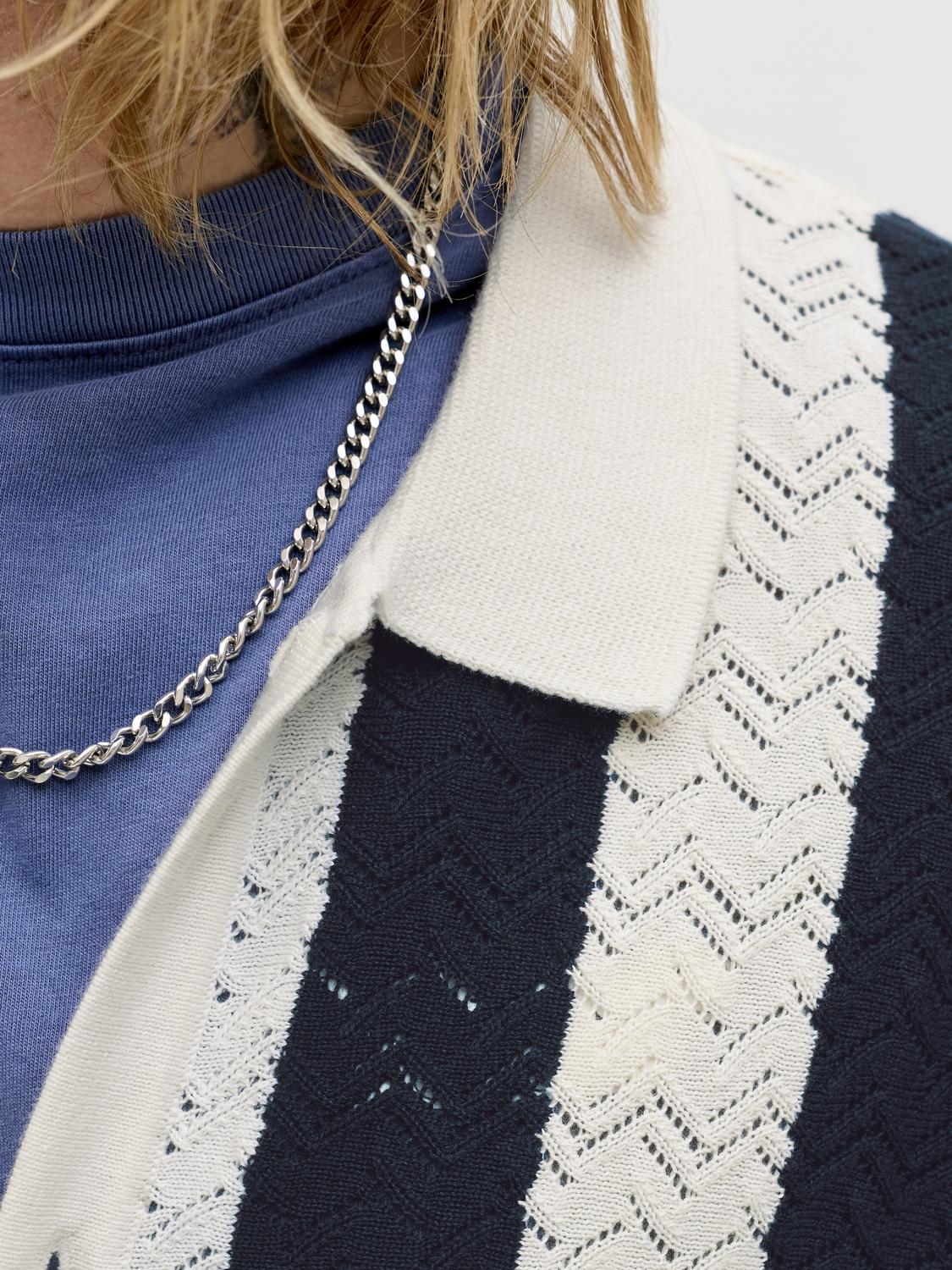model_shot-detail