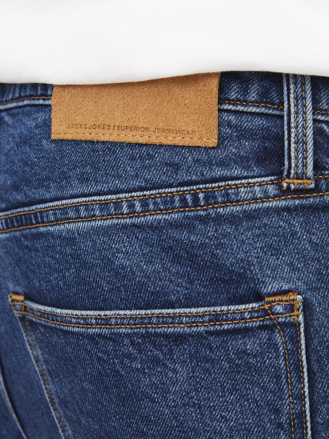 model_shot-detail