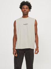 Load image into Gallery viewer, model_shot-front
