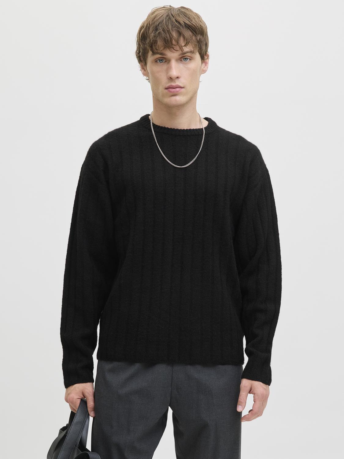 model_shot-front