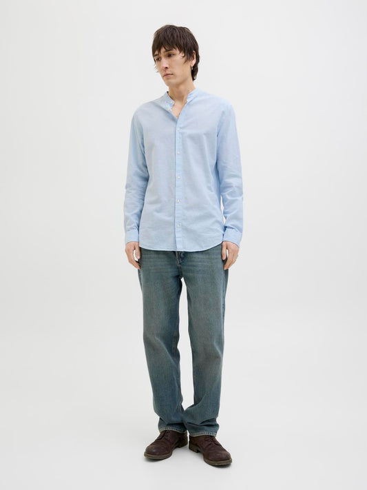 model_shot-front_full