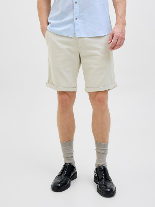 model_shot-front