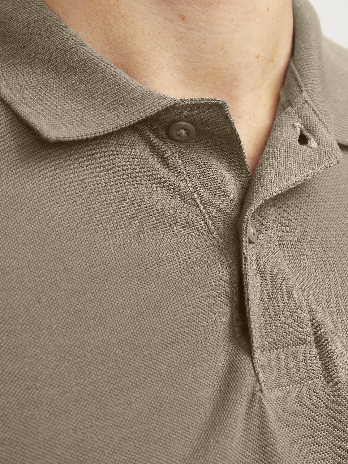 model_shot-detail