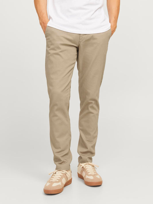 model_shot-front