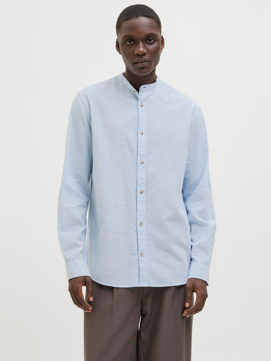 model_shot-front