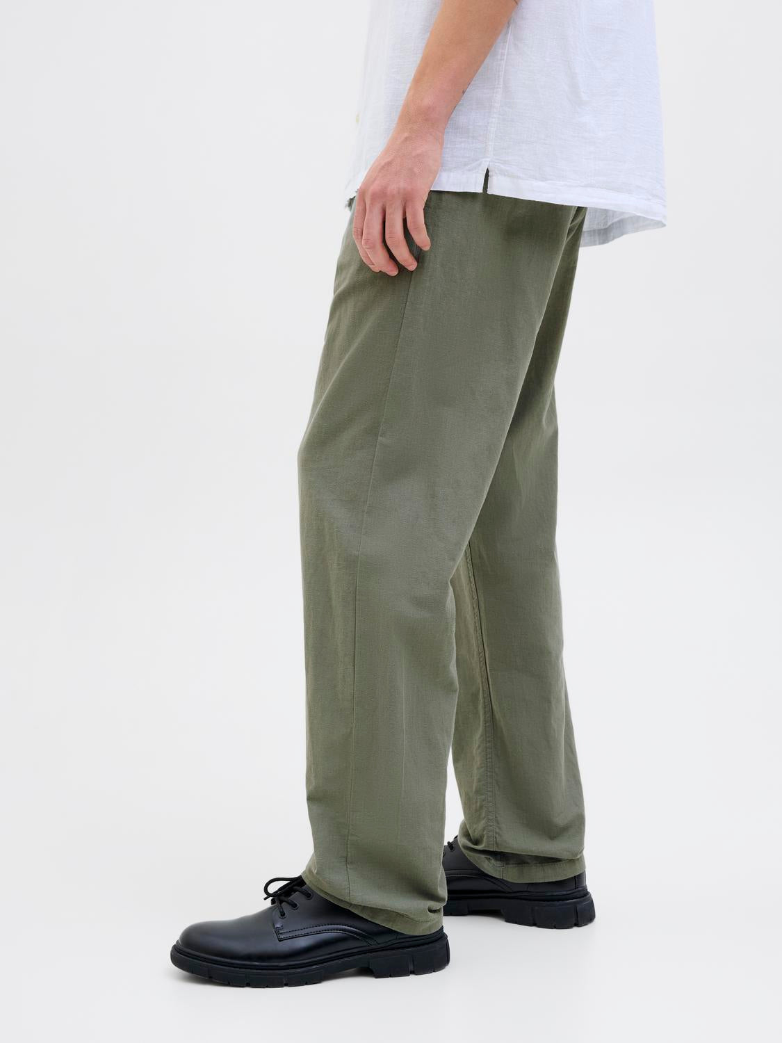 model_shot-detail