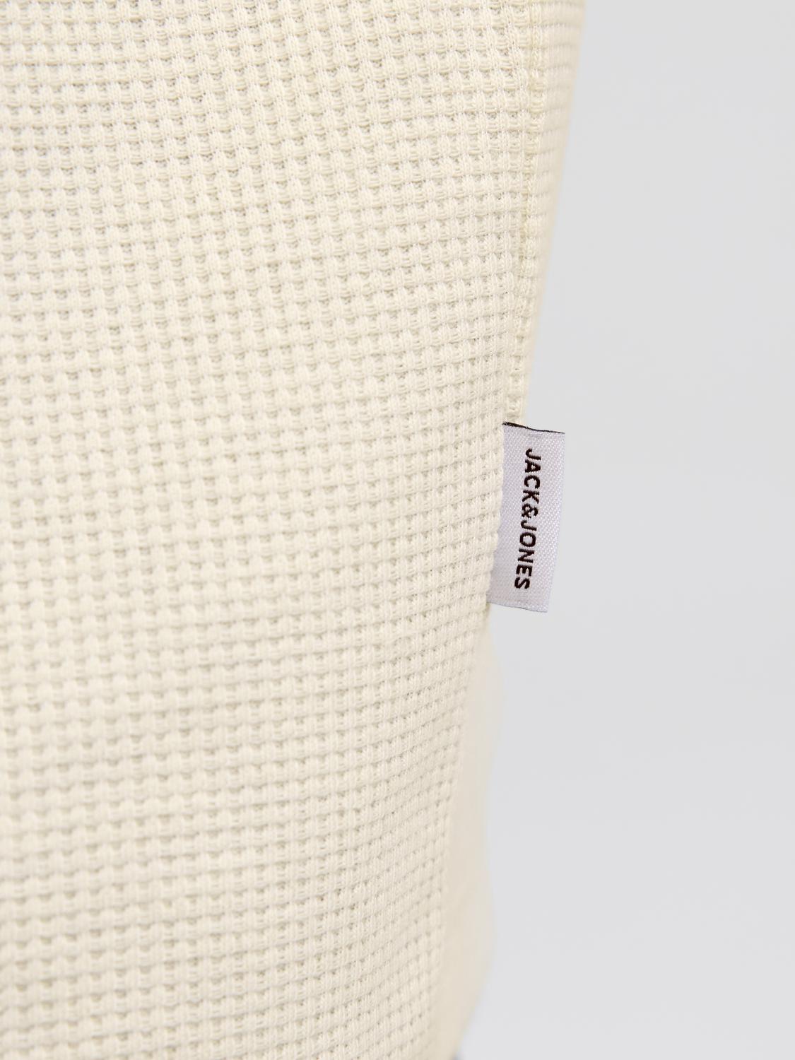 model_shot-detail