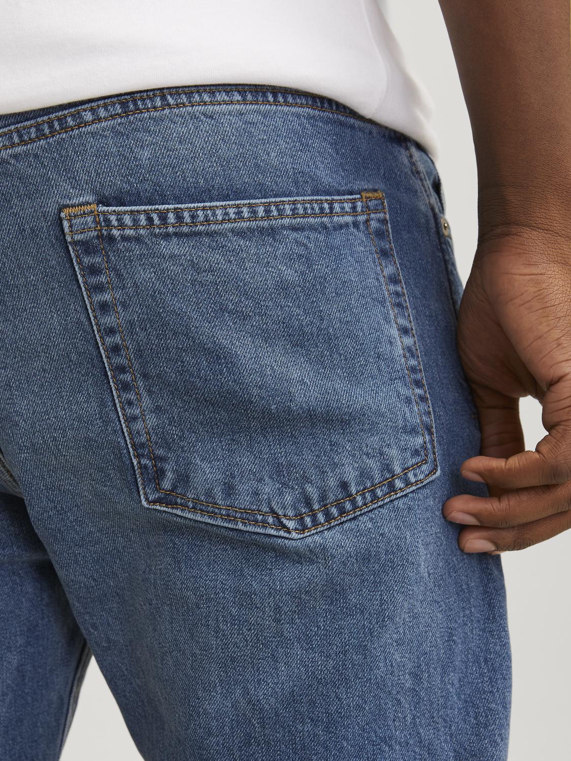 model_shot-detail