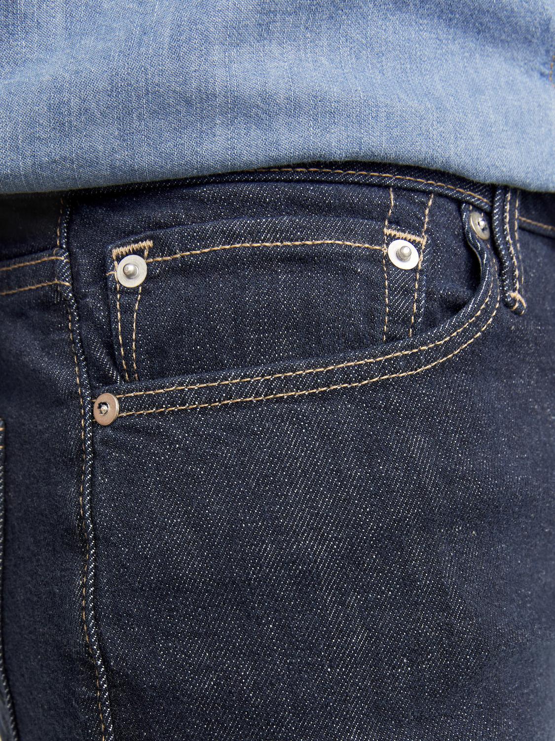 model_shot-detail