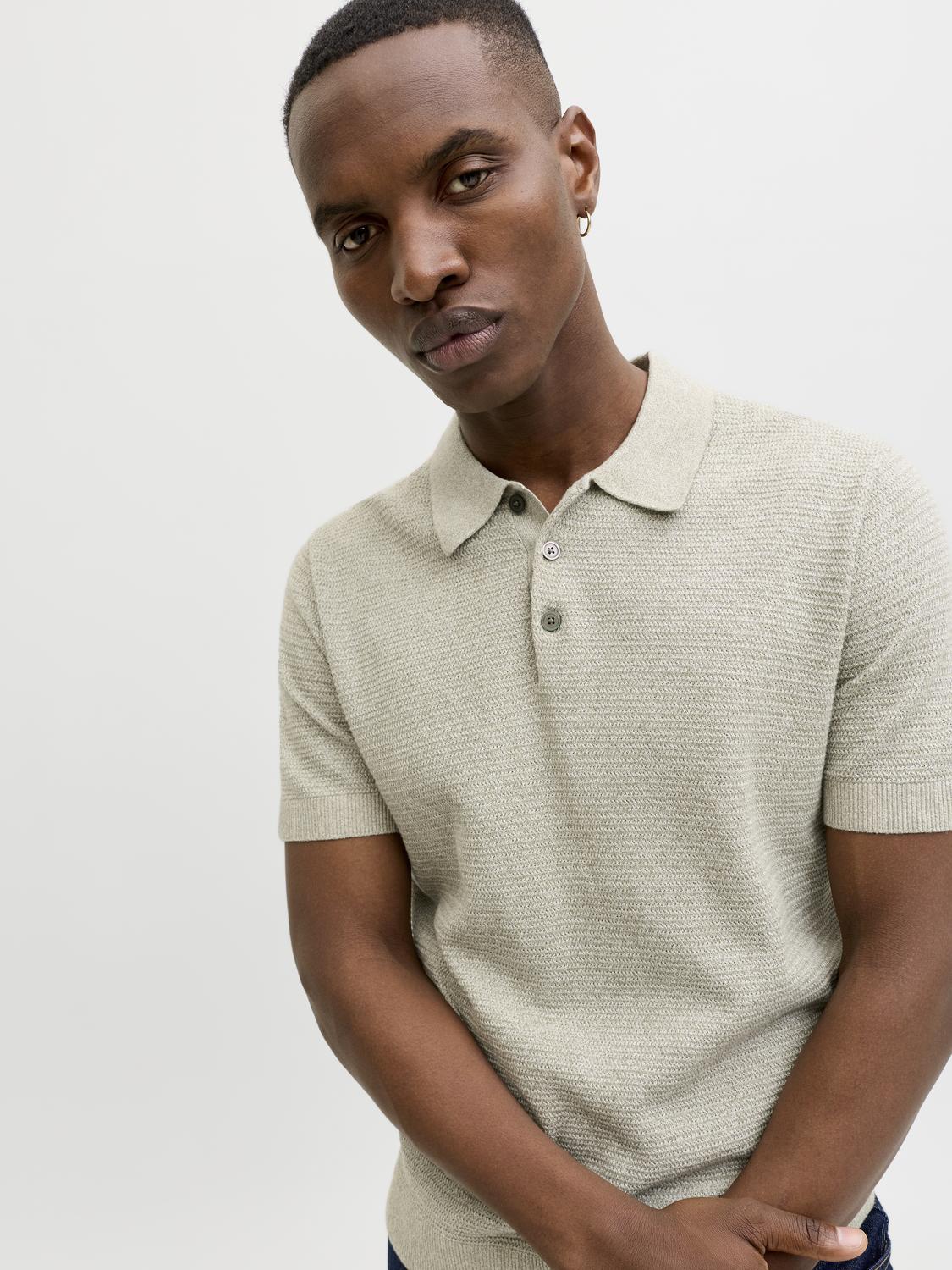 model_shot-creative