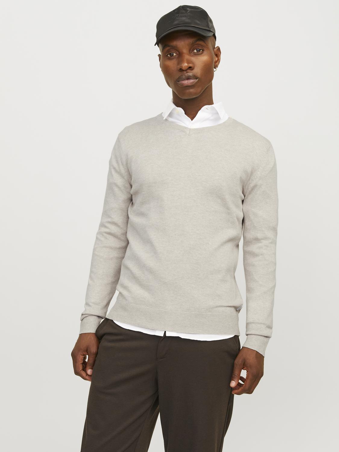 model_shot-front