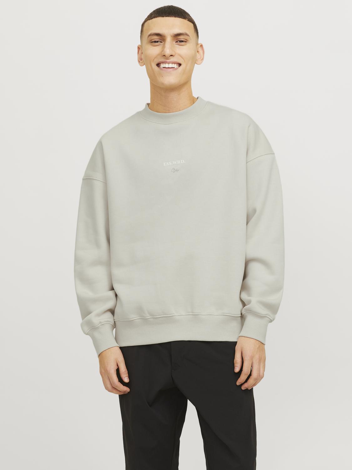 model_shot-front