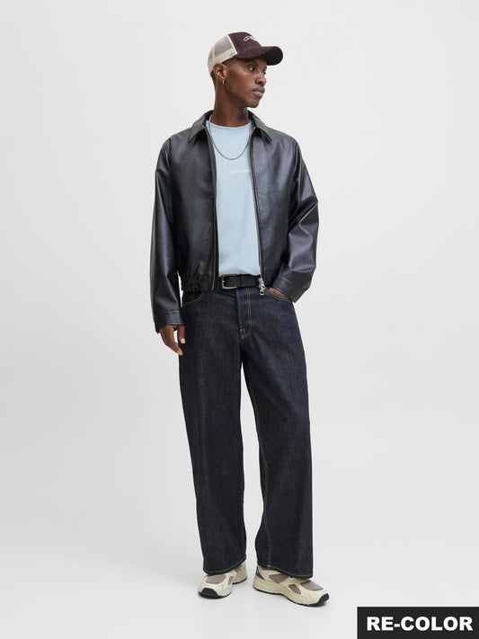 model_shot-front_full