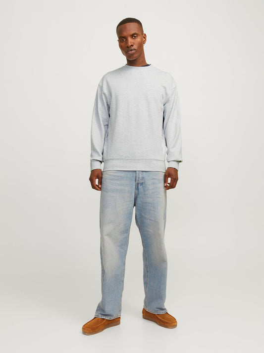 model_shot-front_full
